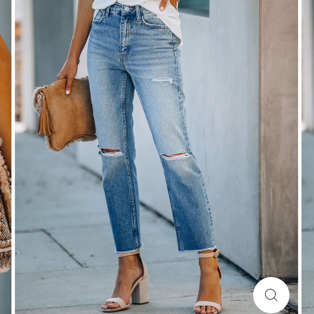 Vici- Kris High Rise Distressed Jeans